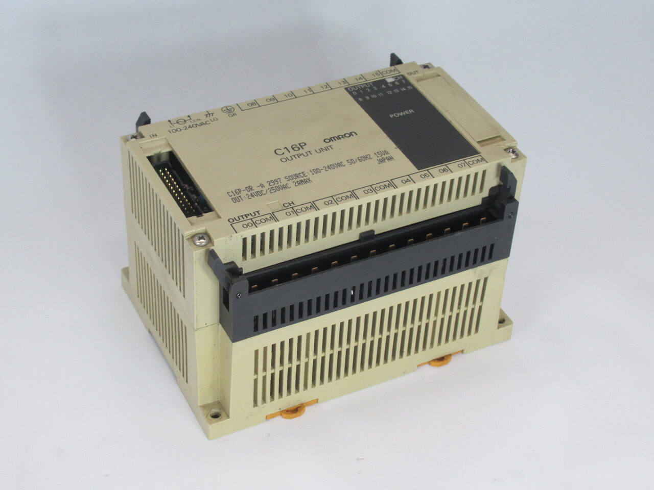 Omron C16P-OR-A Output Module 24VDC/250VAC 2A Max SHELF WEAR/NO TERMINALS USED