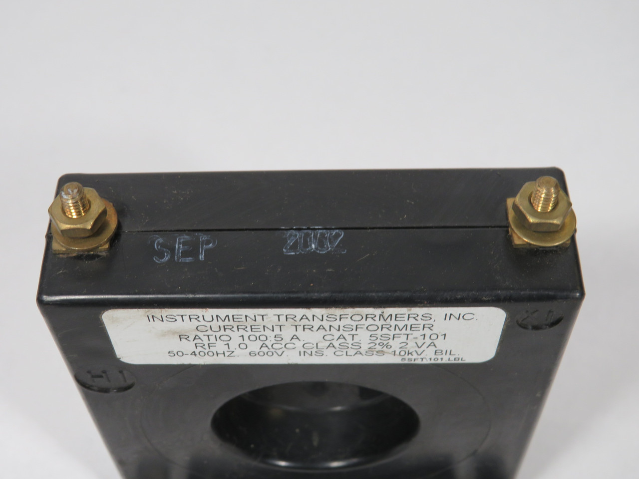 Instrument Transformers 5SFT-101 Current Transformer 600V 100:5A Ratio USED