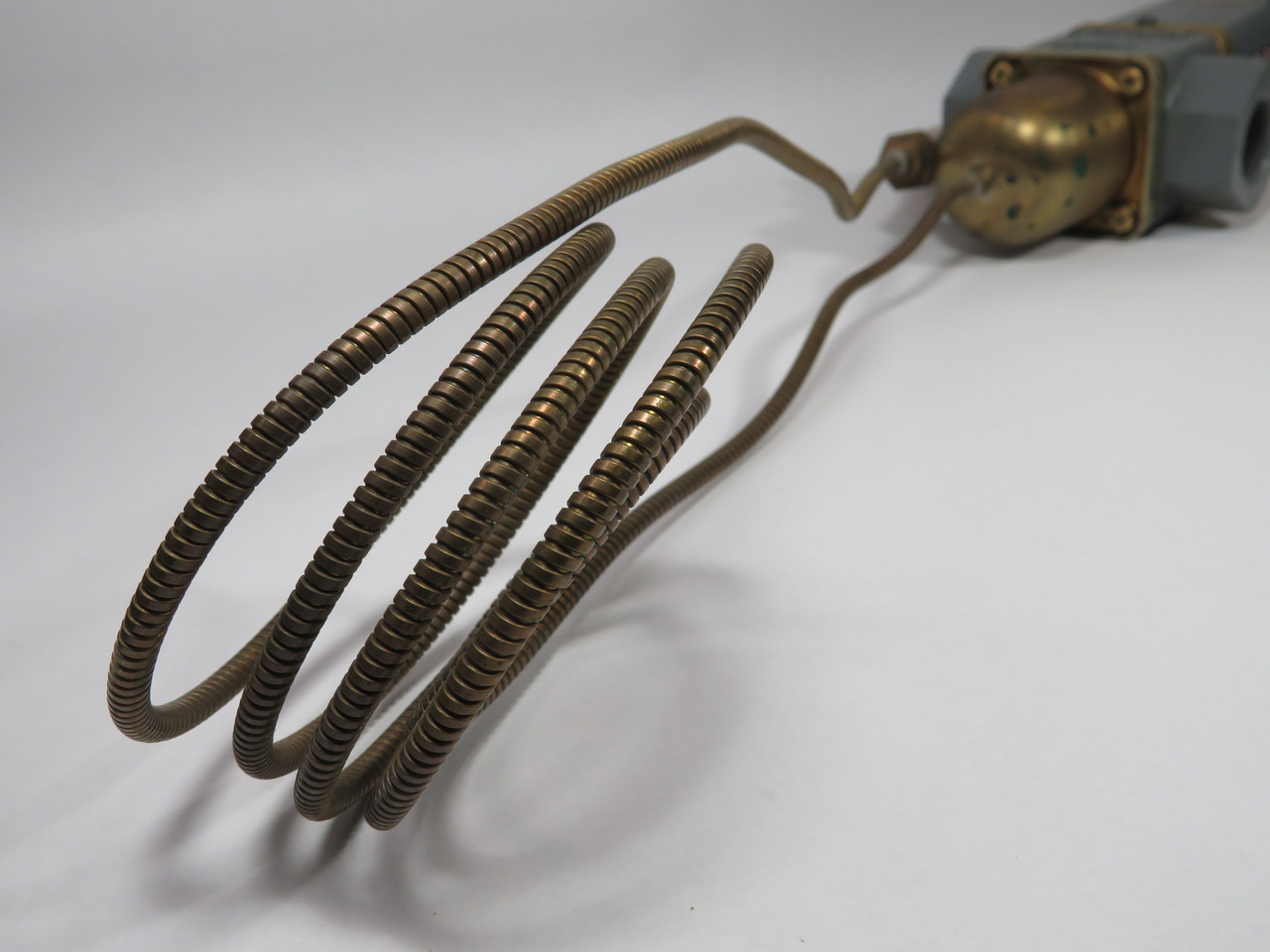 Penn V47AD-8 Temperature Actuated Water Valve 1" 150 psig SHELF WEAR NOP