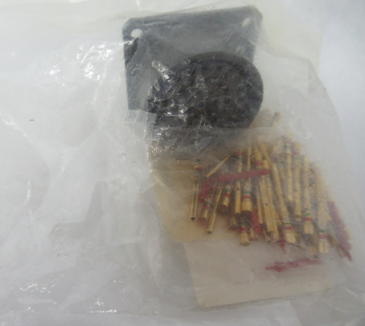 Burndy MS3122E20-41S 41 Position Circular Connector Receptacle HOLEY BAG NWB