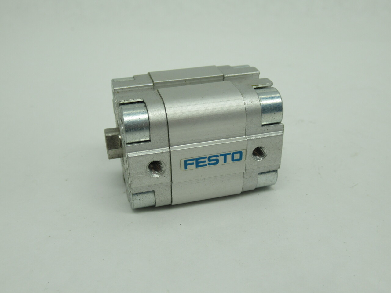 Festo 156515 ADVU-20-10-P-A Air Cylinder 20mm Bore 10mm Stroke SHELF WEAR NEW