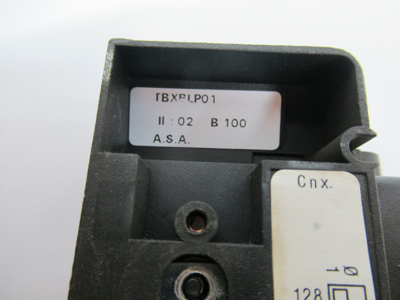Telemecanique TBXLEP020 Output/FIP Communication Module V 1.3 24/48V USED