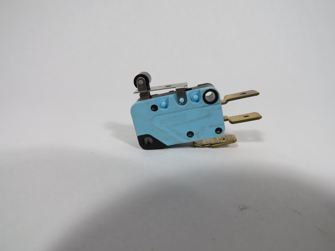 Crouzet 83161038 Roller Lever Micro Limit Switch 400V 10(4)A 250V 16(4)A NOP