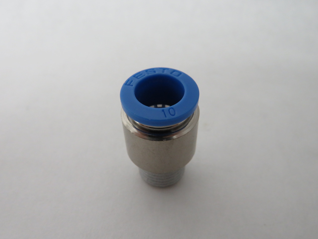Festo 153018 QS-1/4-10-I Push-In Fitting R1/4" Thread 10mm Tube OD NOP