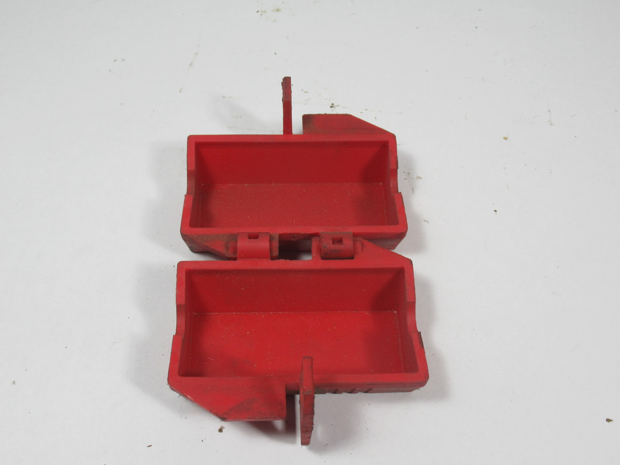 Brady Y407859 Lockout Electrical Plug Cover USED