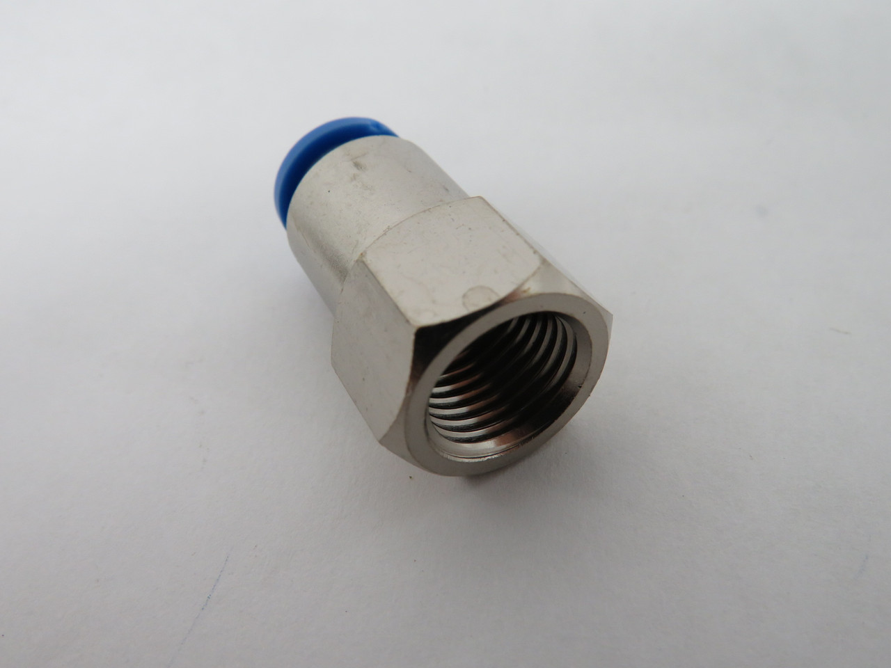 Festo 153026 QSF-1/4-8-B Push-In Straight Fitting G1/4 8mm Tube NOP