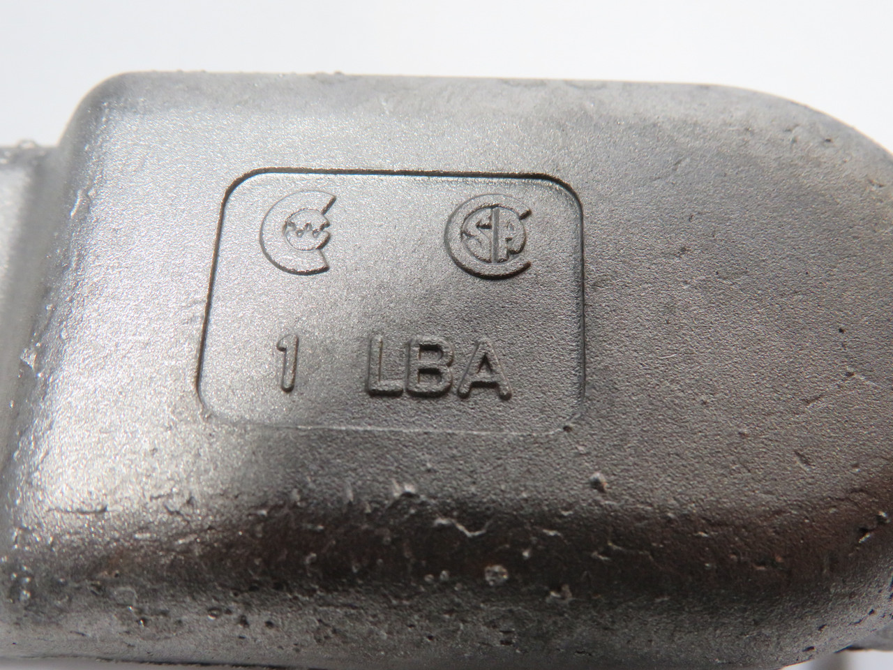 Commander LBA-1 Aluminum Threaded Conduit Body With Set Screws & T&B Cover NOP