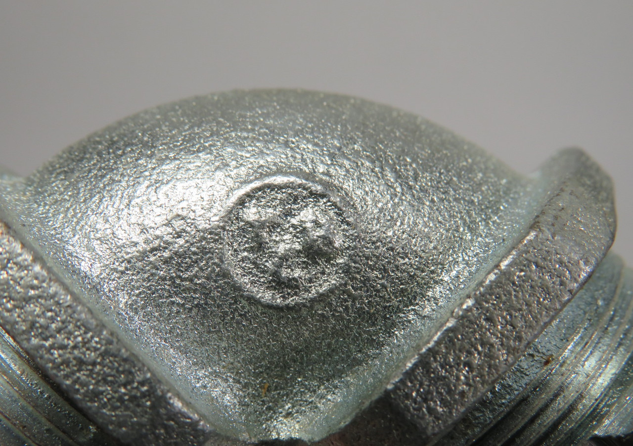 Thomas & Betts 2274 90-Deg Strain Relief Fitting 3/4" .625 - .750 Range NOP