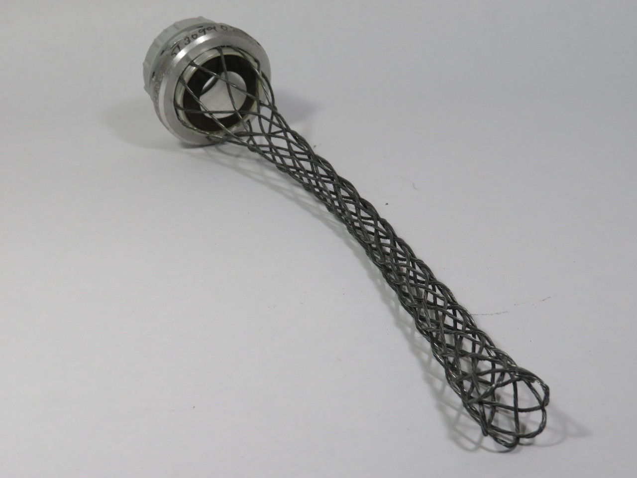 Woodhead 36515 Cable Support Grip .94-1.25” Range 11-3/4" Length USED