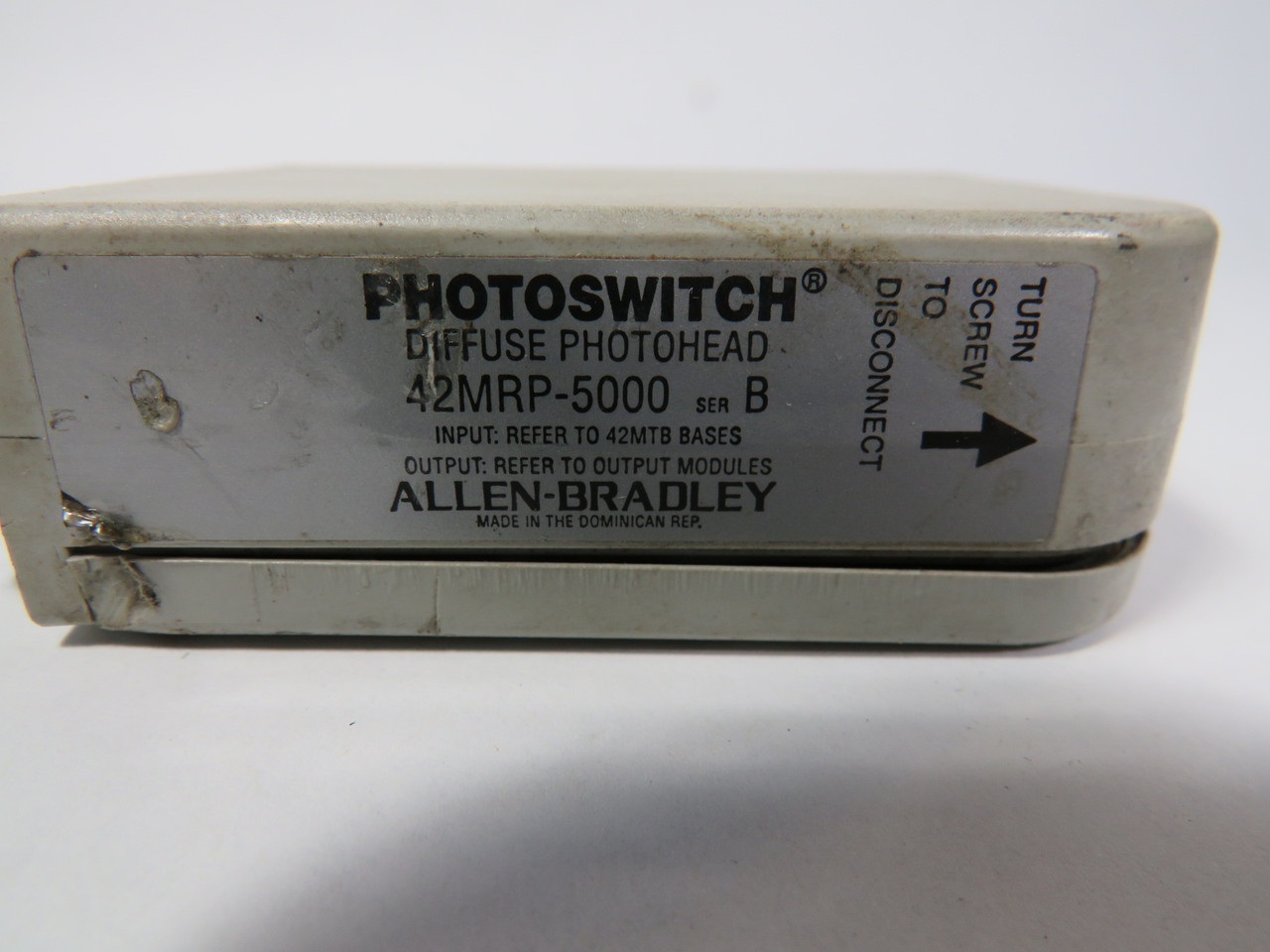 Allen-Bradley 42MRP-5000 PhotoSwitch Diffuse Photohead Series B SHELF WEAR USED