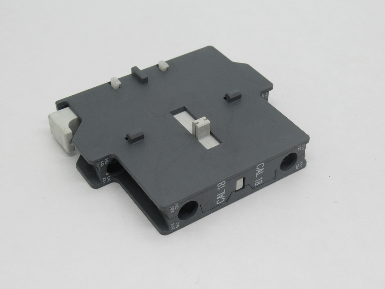 ABB CAL18-11 Side-Mount Auxiliary Contact Block 690V 16A 1NO 1NC USED