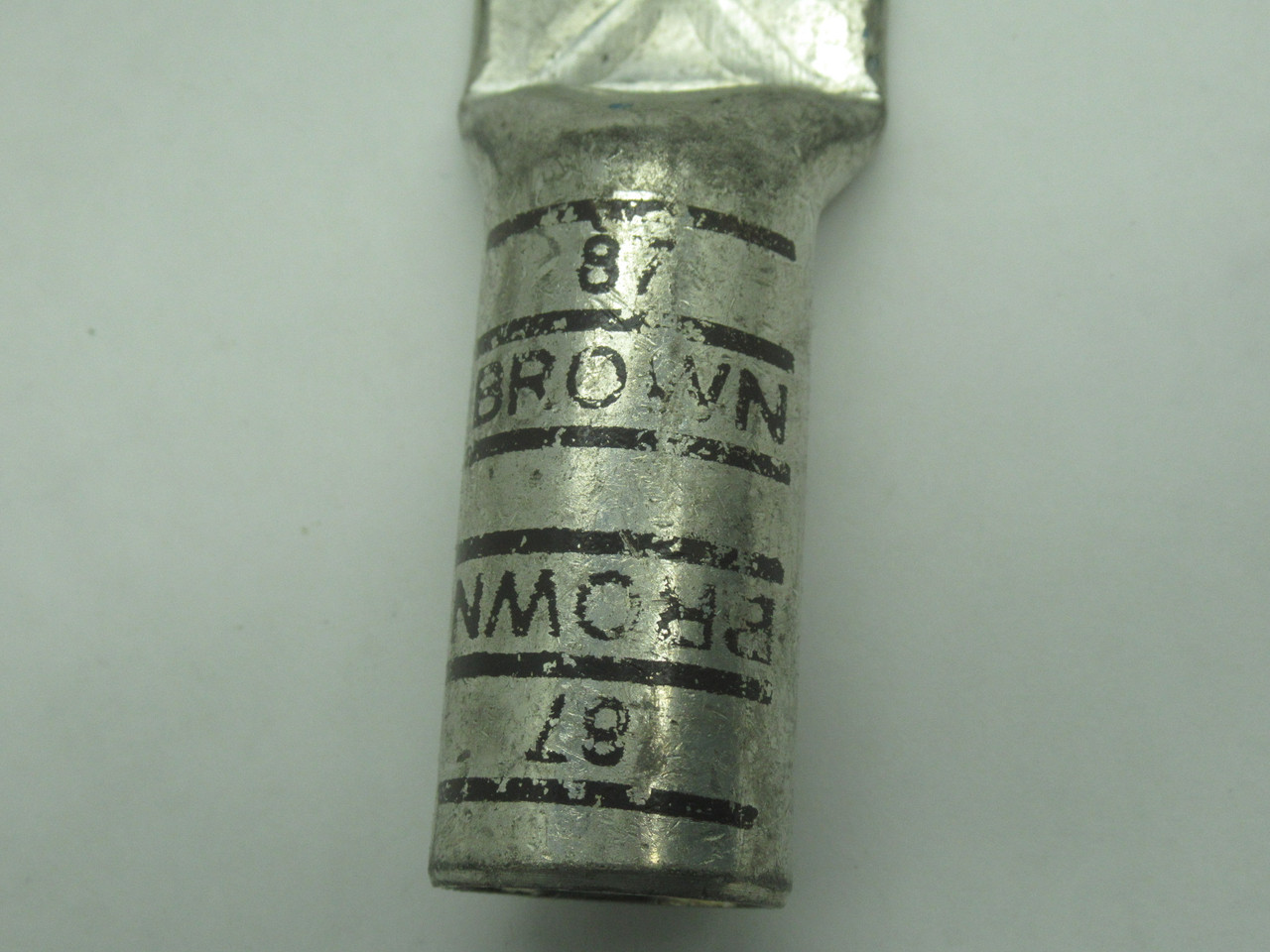 Thomas & Betts 256-30695-1119 Compression Connector 2-Hole 3/8" SHELF WEAR NOP