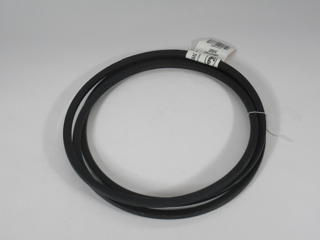 Gates 3V900 9332-0900 Wedge V-Belt 90"L 0.39"W 0.31"Th NEW