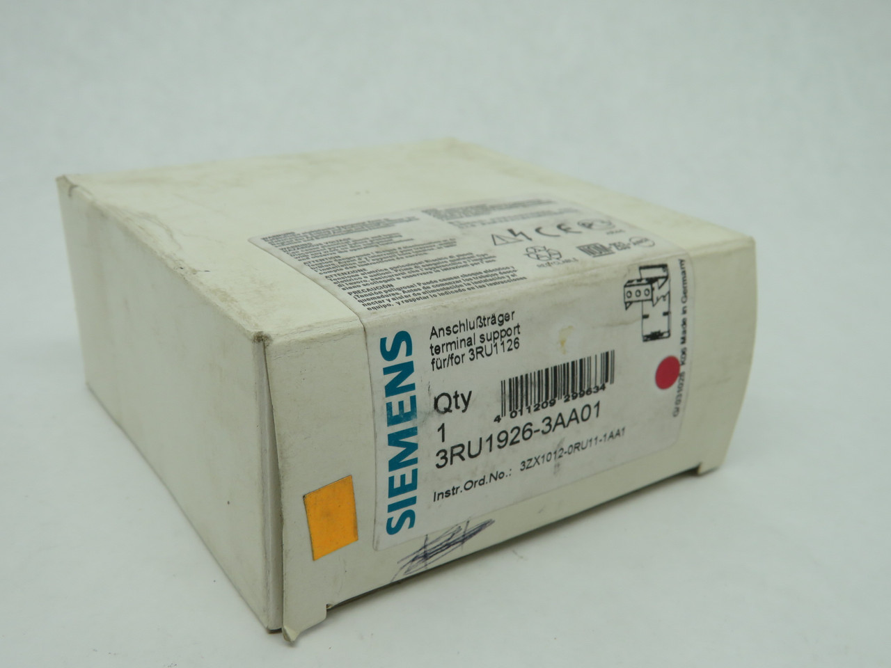 Siemens 3RU1926-3AA01 Overload Mounting Kit  NEW