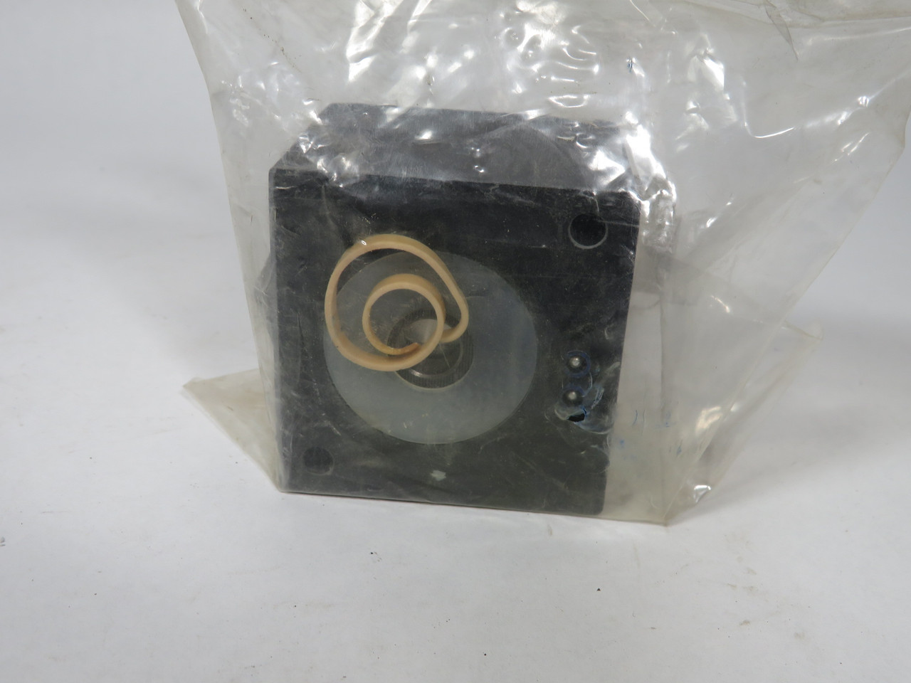 Numatics 228-717 Solenoid Coil 110-120V/60Hz 100-115V/50Hz 0.300A NWB