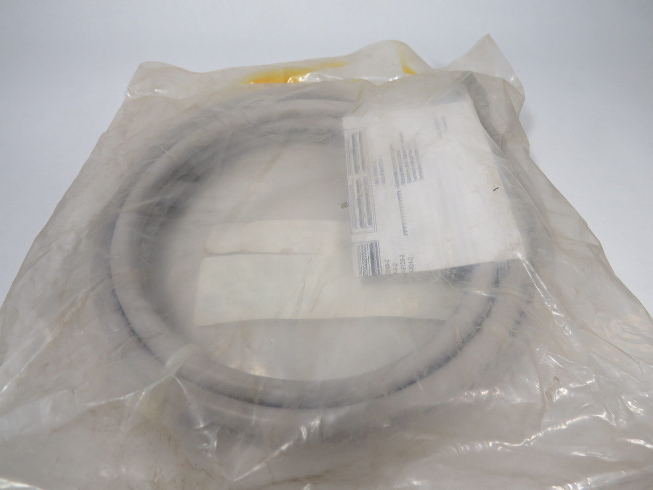 Allen-Bradley 1492-CABLE025P Interface Module Ready Cable 20 Conductor 2.5m NWB