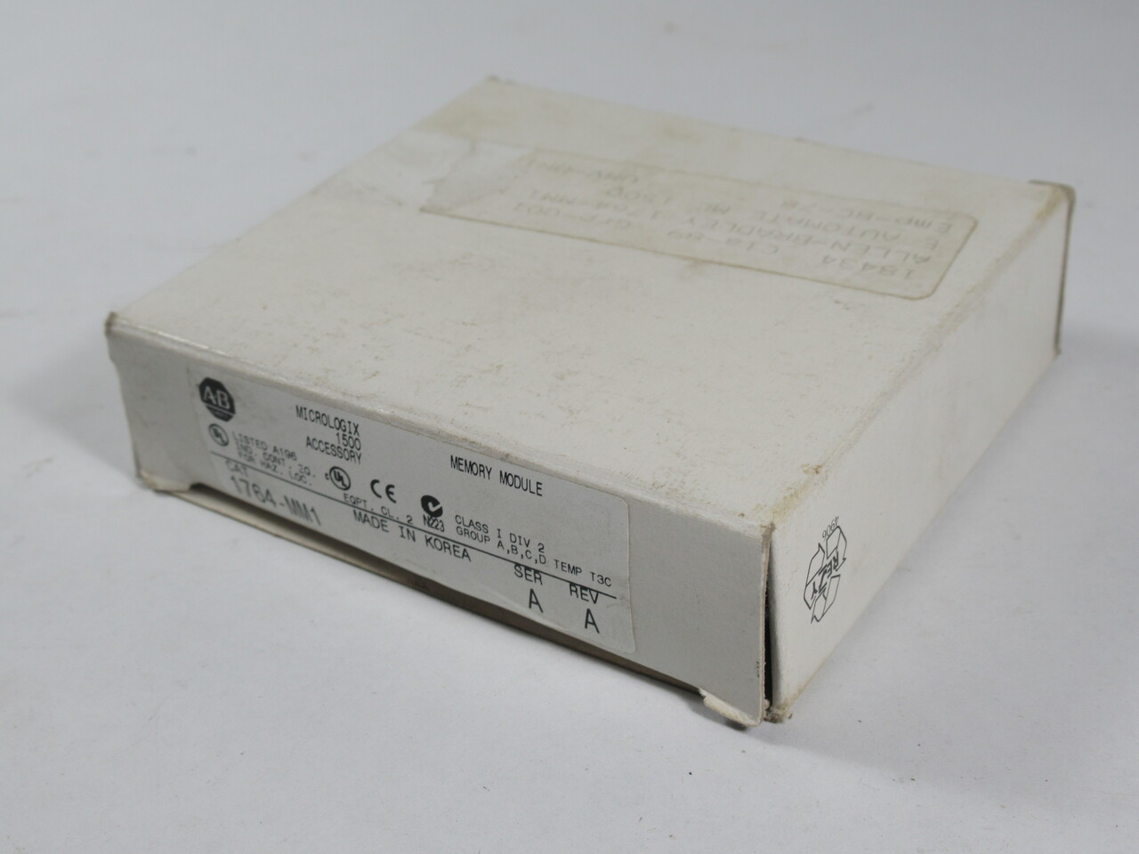 Allen-Bradley 1764-MM1 MicroLogix Memory Module Series A Rev A BOX DAMAGE NEW