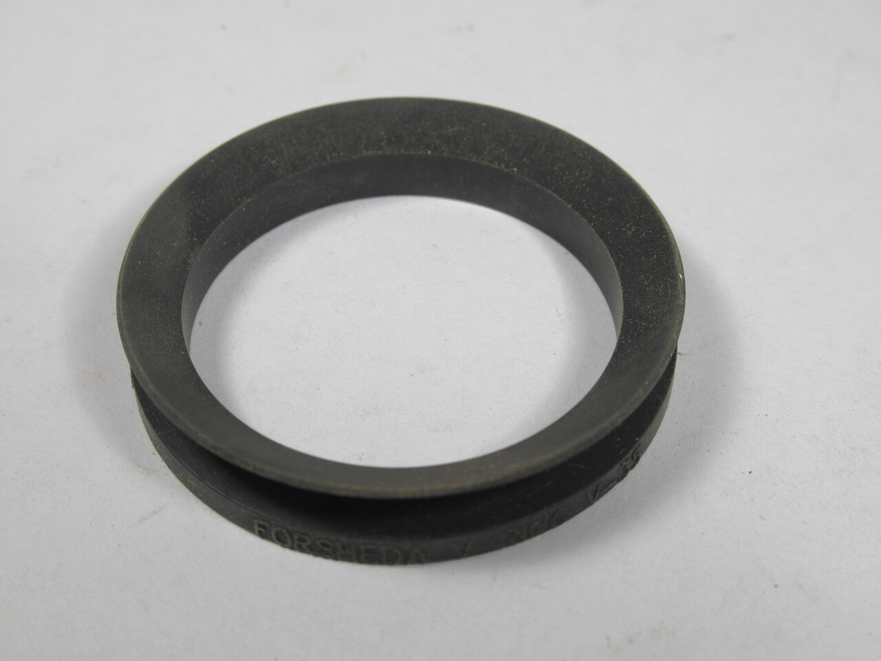 SKF 400354 V-Ring Seal 33-36mm Shaft Diameter Range 7.5mm Width BOX DAMAGE NEW