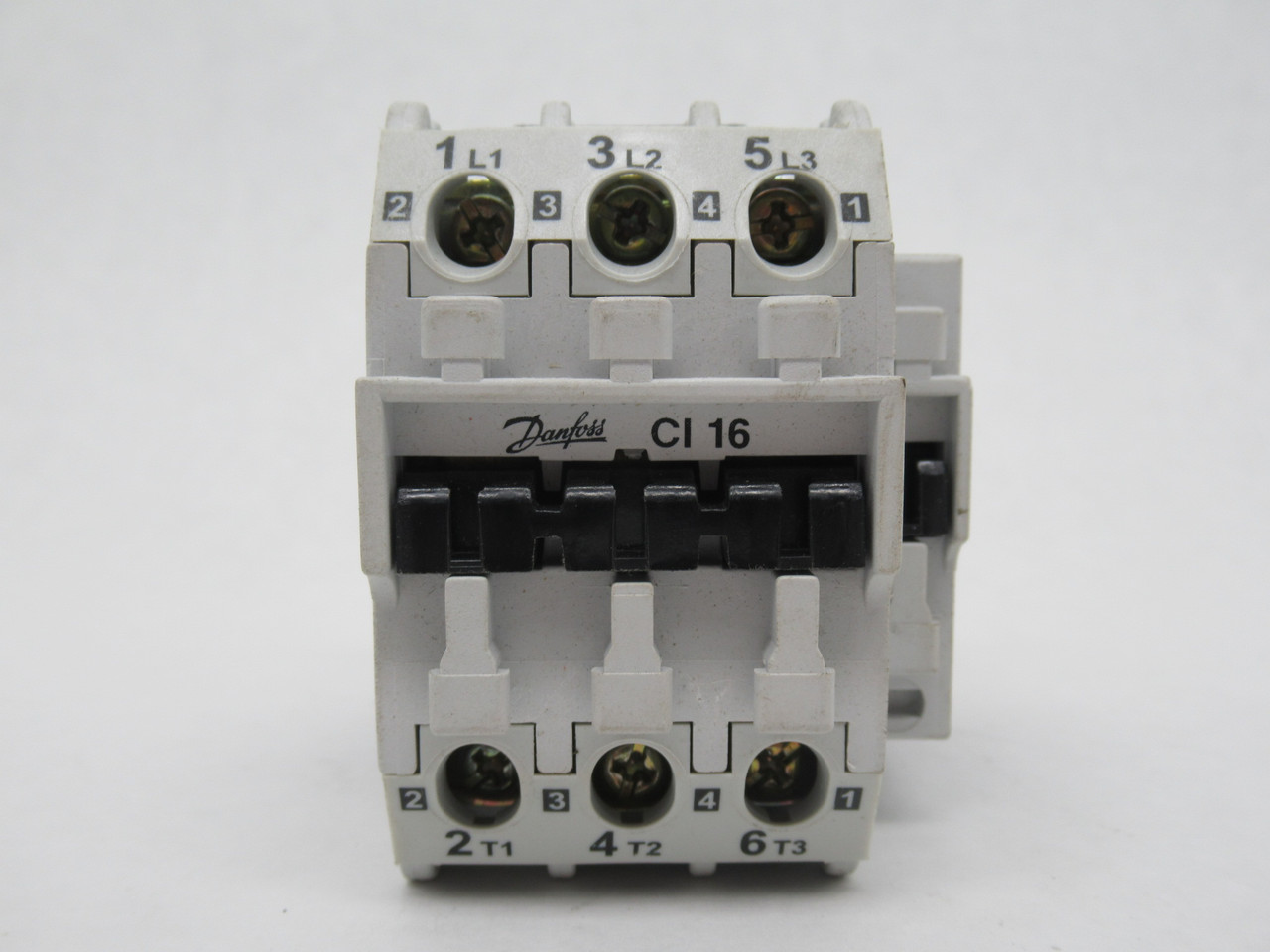 Danfoss 037H0041-28 Contactor CI 16 3-Pole 208-230V 60Hz SHELF WEAR NOP