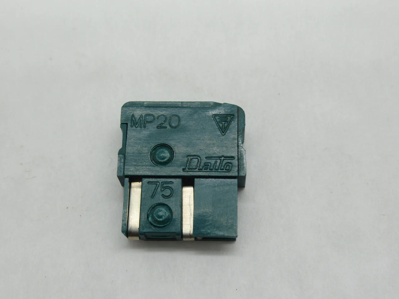 Daito MP20 Alarm Fuse 2.0A 125VAC/DC USED