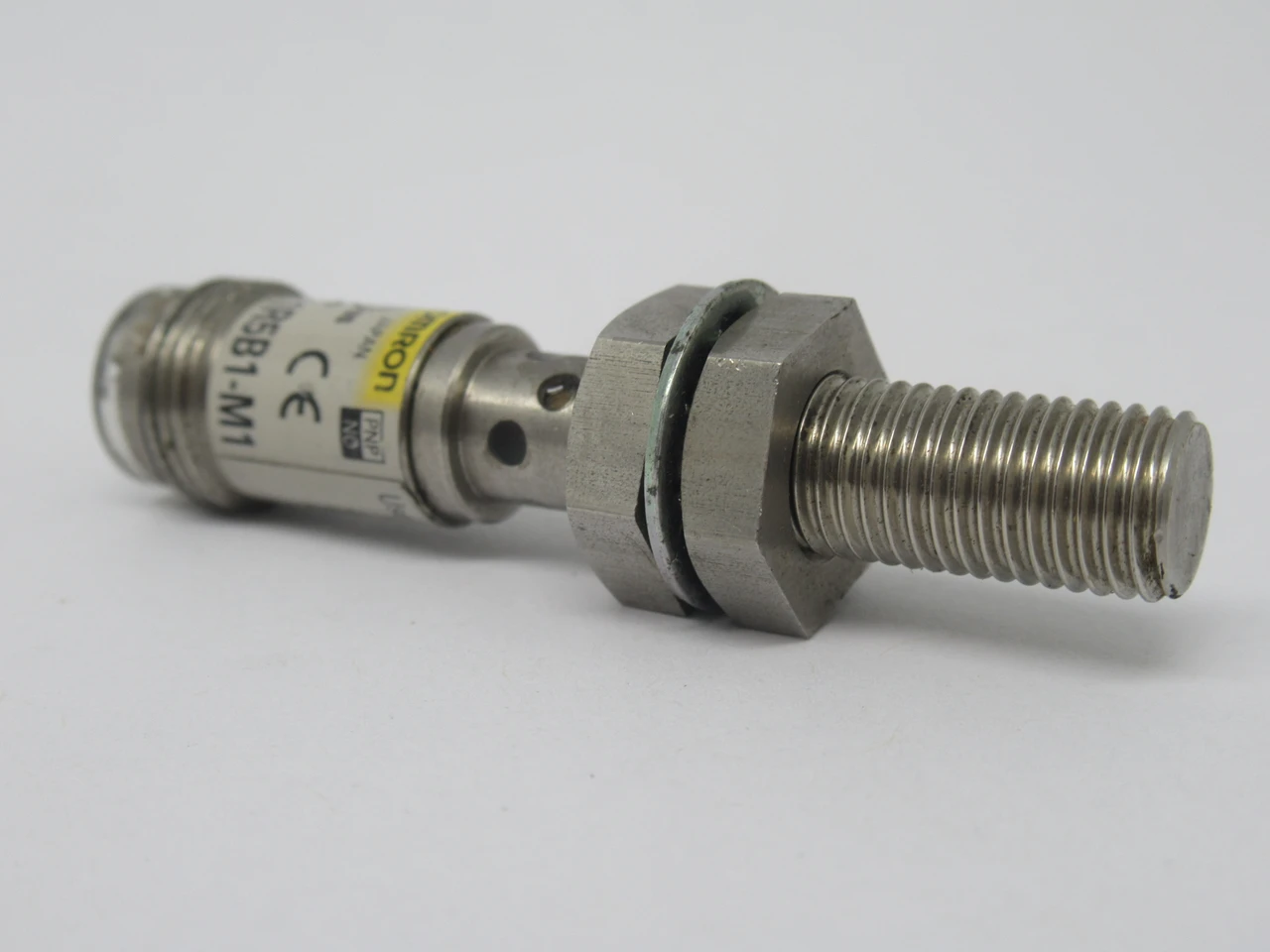 Omron E2FM-X1R5B1-M1 All-Stainless Housing Proximity Sensor 12-24VDC 1.5mm Range USED