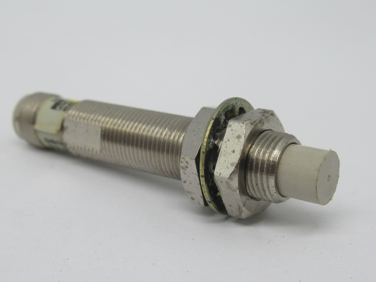 Omron E2E2-X5MB1-M1 Long-Barrel Inductive Proximity Sensor 12-24VDC 5mm USED