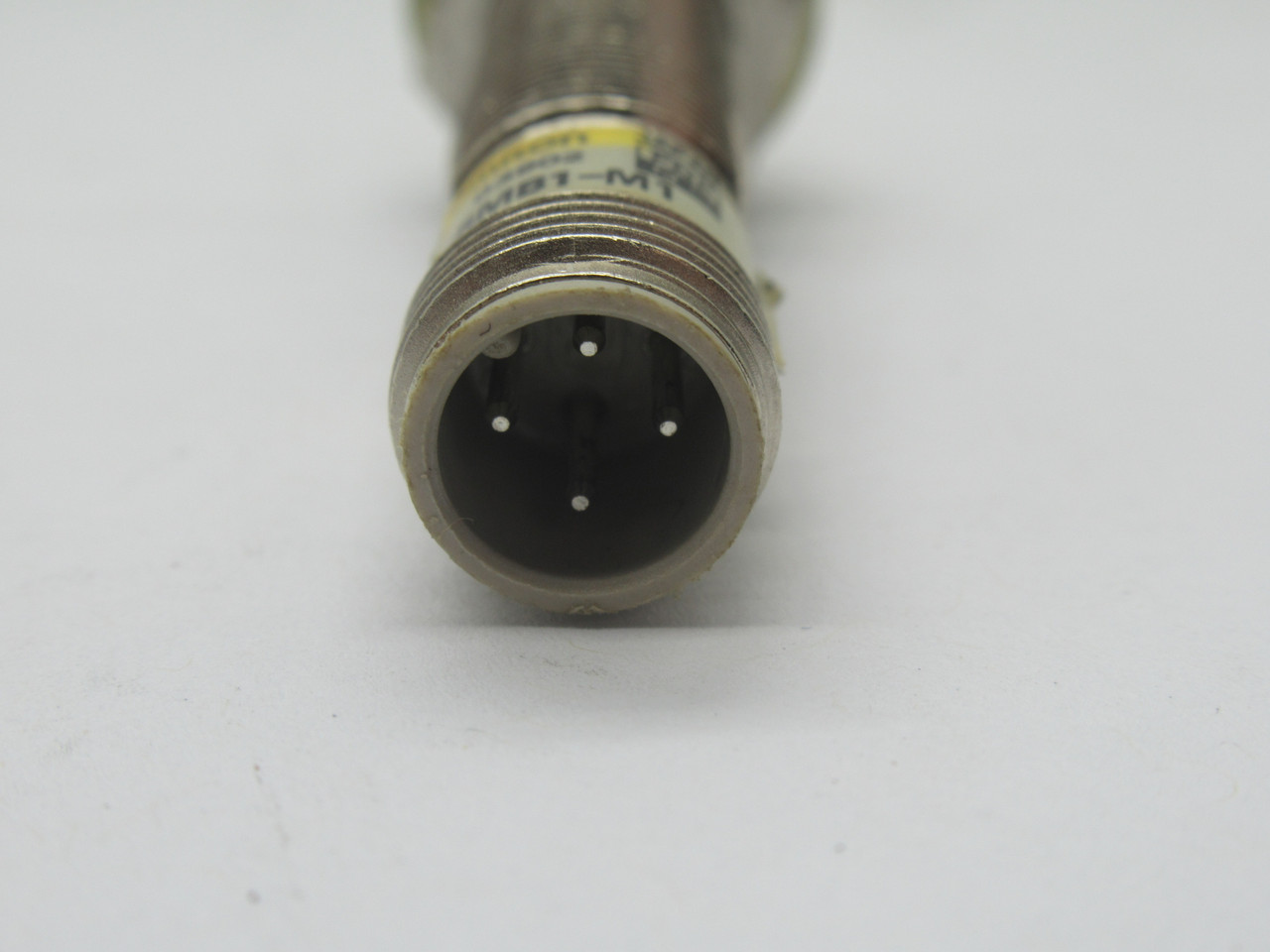 Omron E2E2-X5MB1-M1 Long-Barrel Inductive Proximity Sensor 12-24VDC 5mm USED