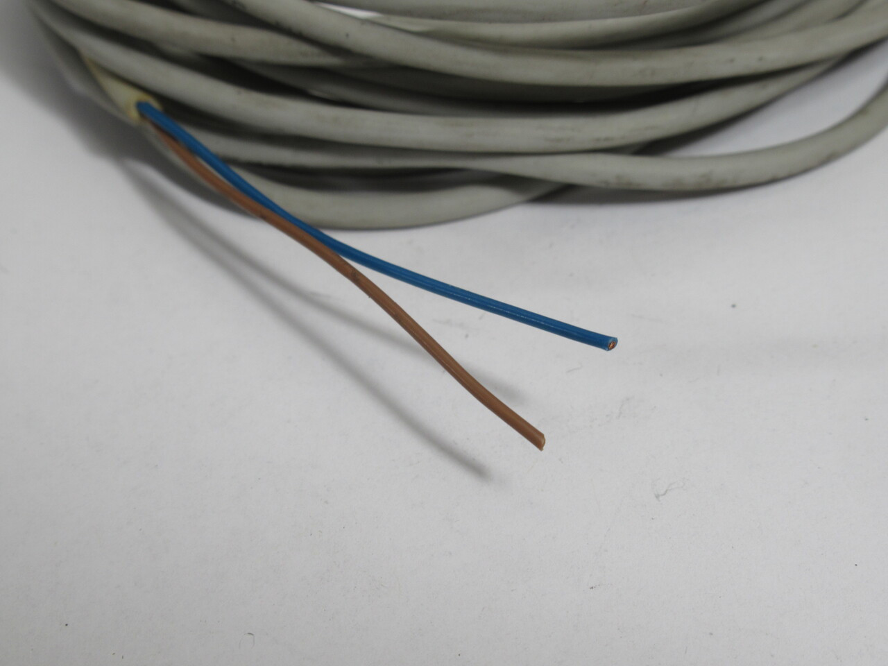 SMC D-A93L In-Line Reed Switch 24VDC 5-40mA 3m Length USED