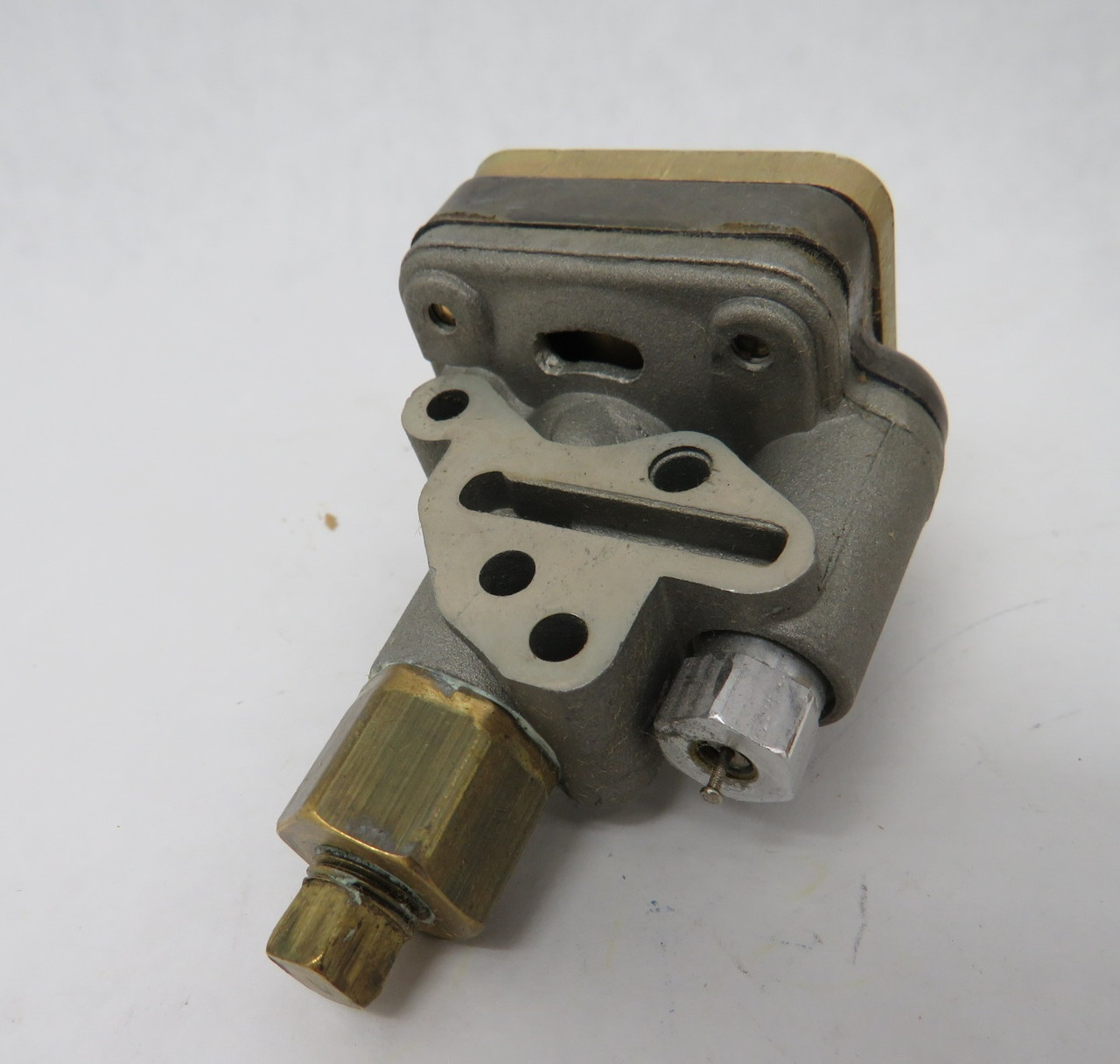 Fisher AJ6206000A2 Horizontal Pneumatic Relay Assembly SHELF WEAR NEW