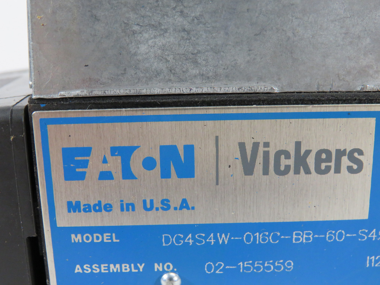Eaton Vickers DG4S4W-016C-BB-60-S491 Directional Control Valve SHELF WEAR NOP