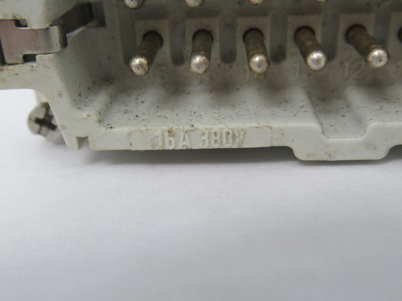 Thomas & Betts MS216B Male Connector 16P+G 1-16 16A 600V USED