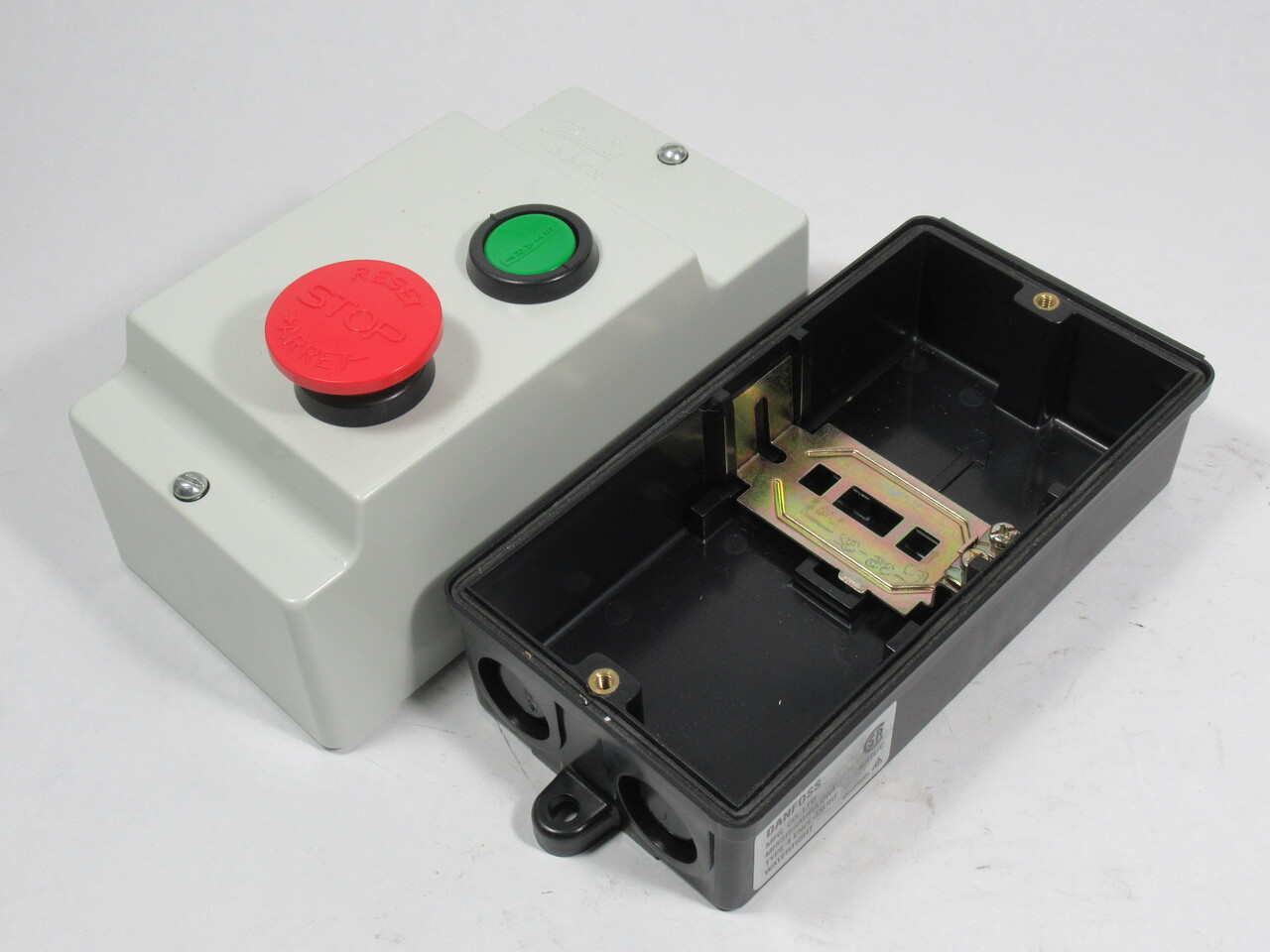 Danfoss 047B010266 Starter Enclosure With Start/Stop/Reset Push Buttons NOP