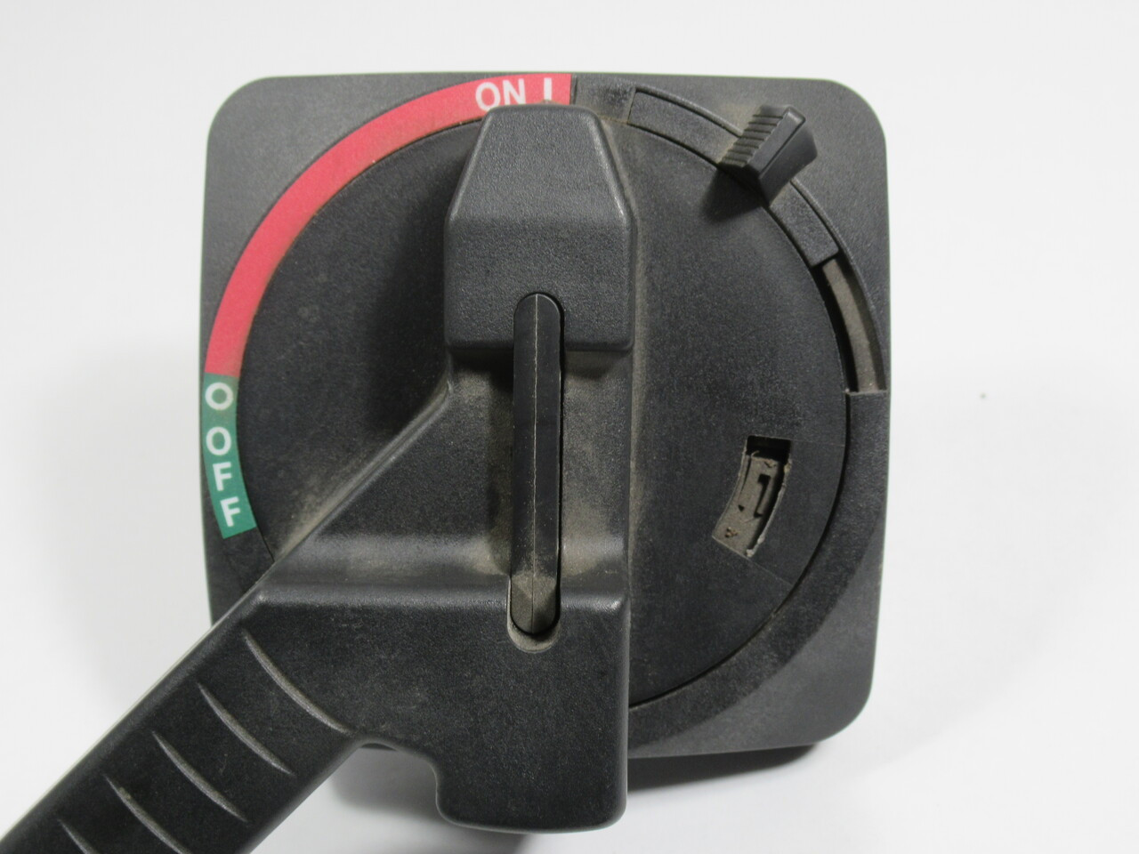 Allen-Bradley 194R-HM4 Black Operating Handle for Disconnect Switch USED