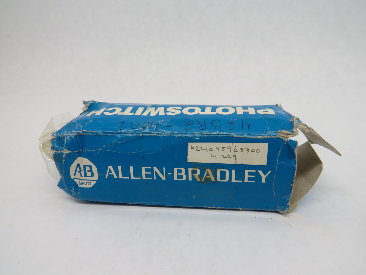 Allen-Bradley 42SR2-4001 Photoelectric Reflex Sensor Damaged Box NEW