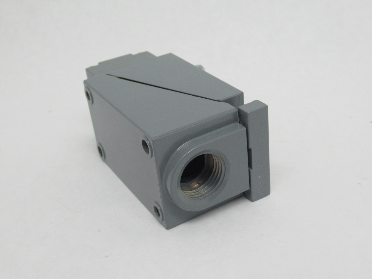 Allen-Bradley 802T-AP Series J Oiltight Limit Switch 600V 10A w/40146-747-63 NEW