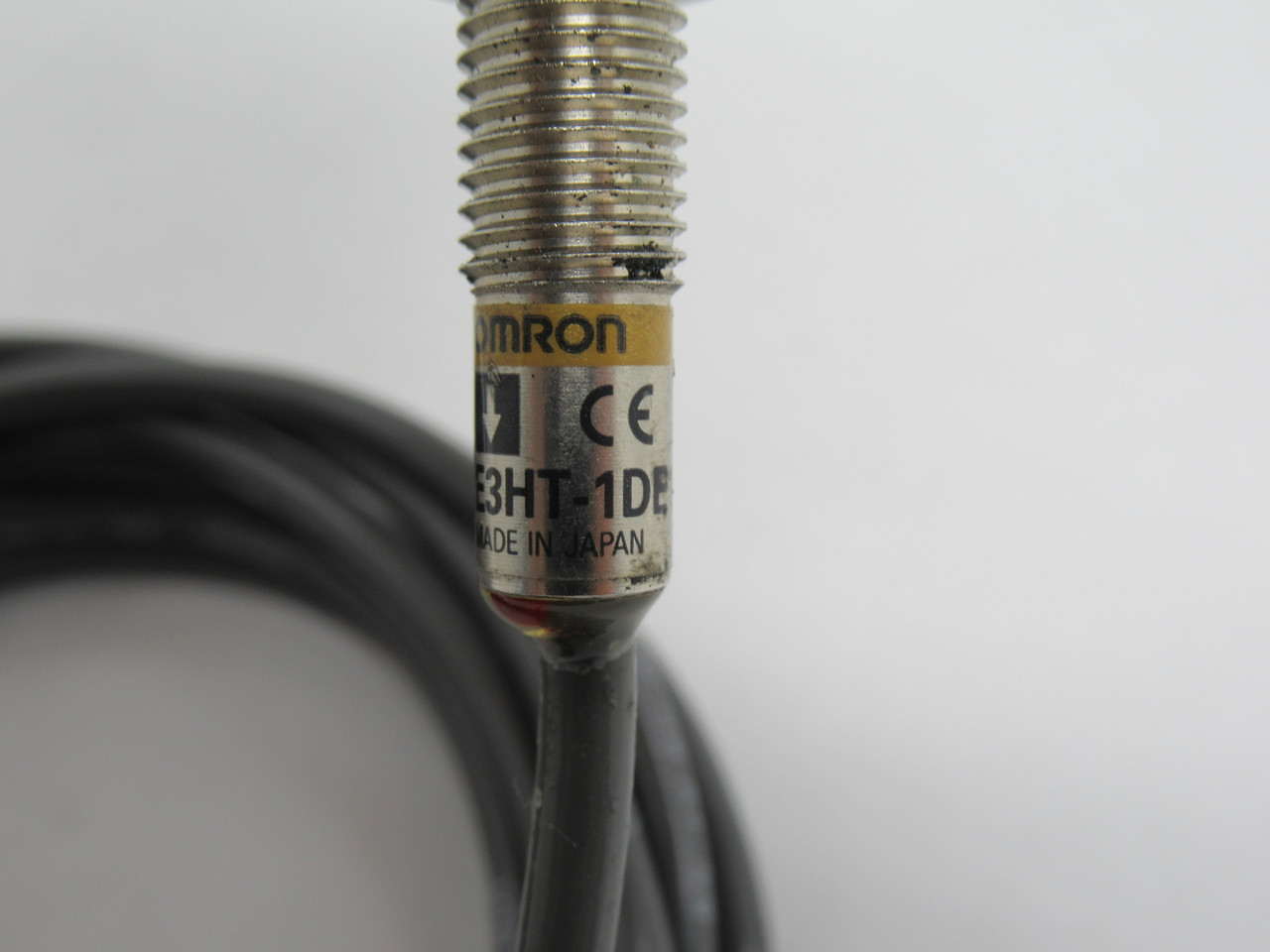 Omron E3HT-1DE1 Light-On Photoelectric Receiver 12-24VDC 1m Distance 2m L NOP