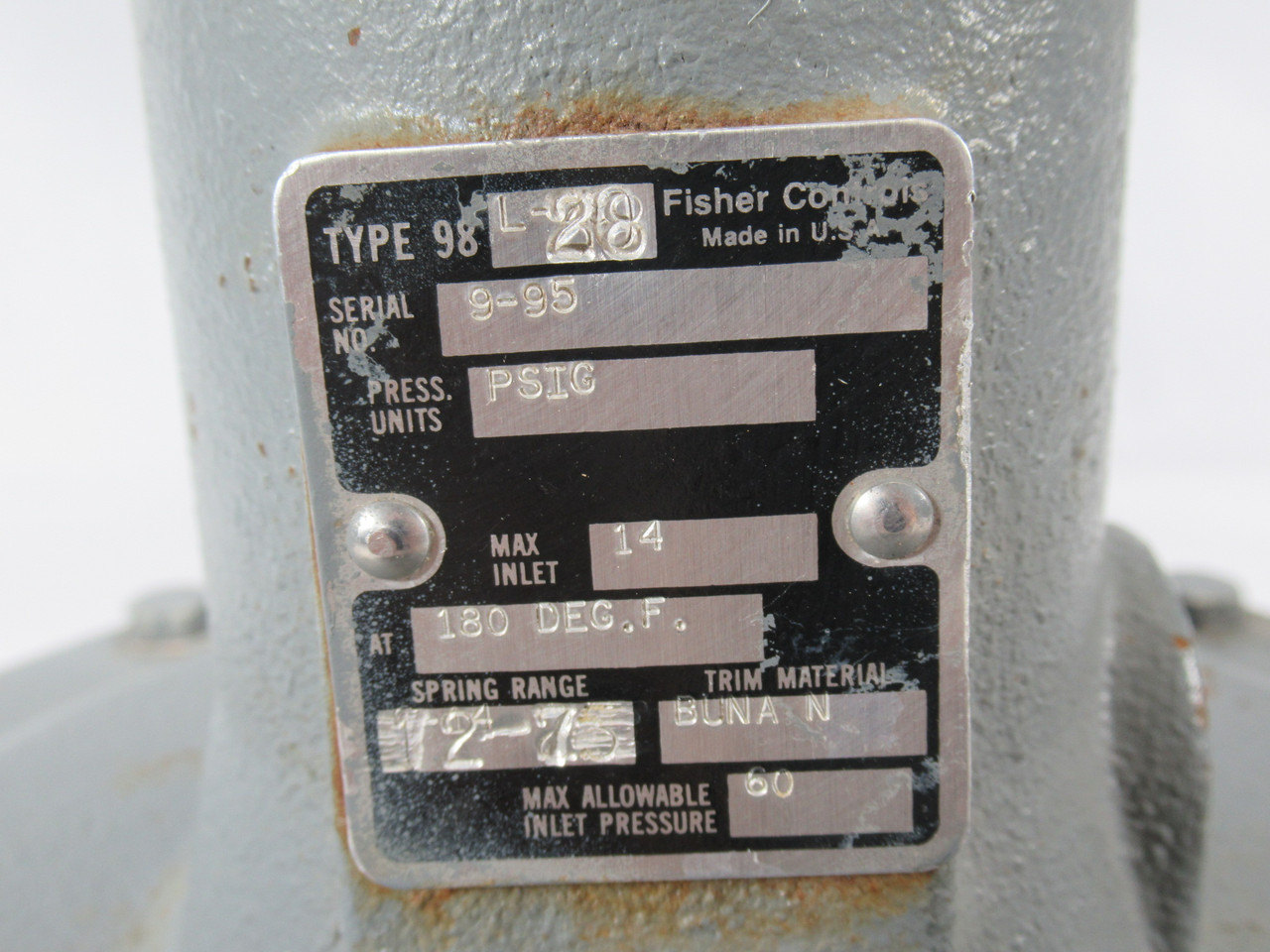 Fisher 98L-28 Back Pressure Regulator 1" NPT 14 Max Inlet SHELF WEAR USED