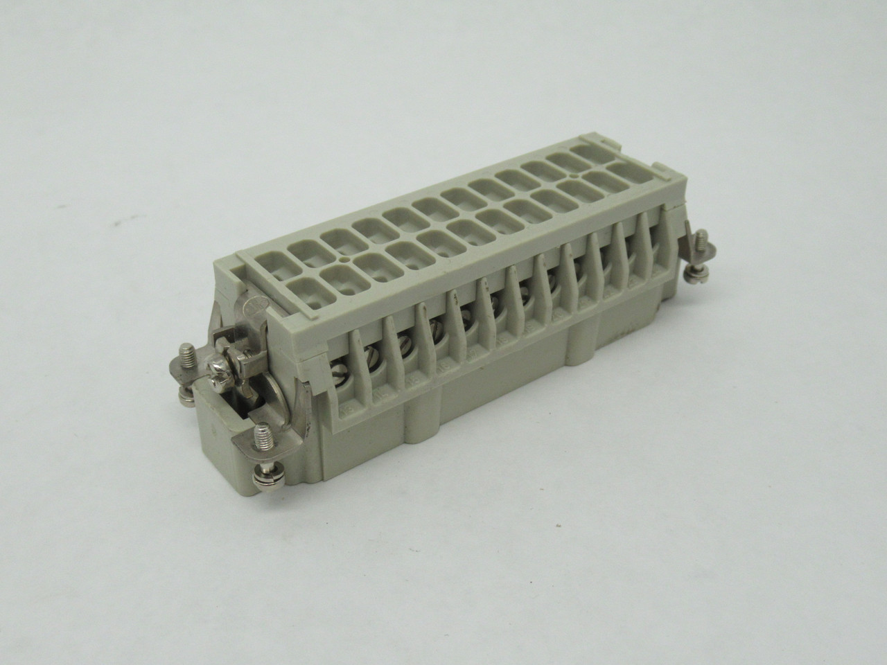 Harting 09330242601 Male Connector 16A Size 24B Contacts 1-24 USED