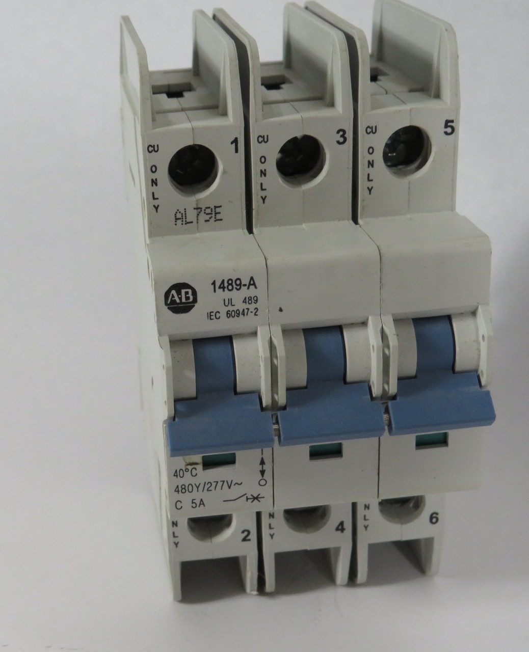 Allen-Bradley 1489-A3C050 Ser. A Circuit Breaker 5A 480Y 277VAC 50/60Hz 3P USED