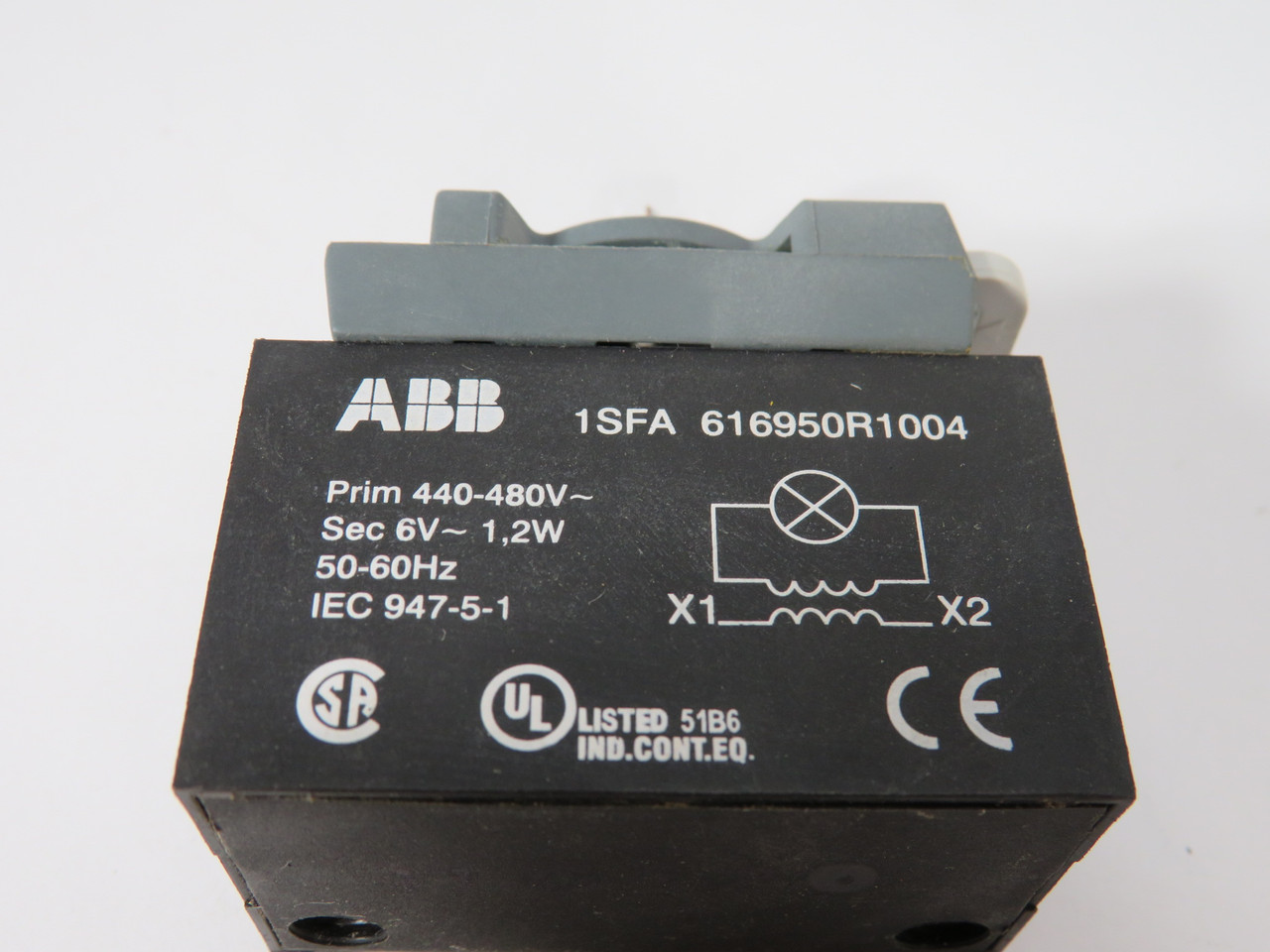 ABB 1SFA616950R1004 KTR1-1004 Push Button Transformer w/Mounting Latch USED