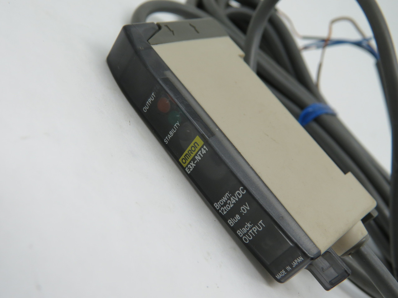 Omron E3X-NT41 Photoelectric Sensor 12-24VDC Shelf Wear NOP