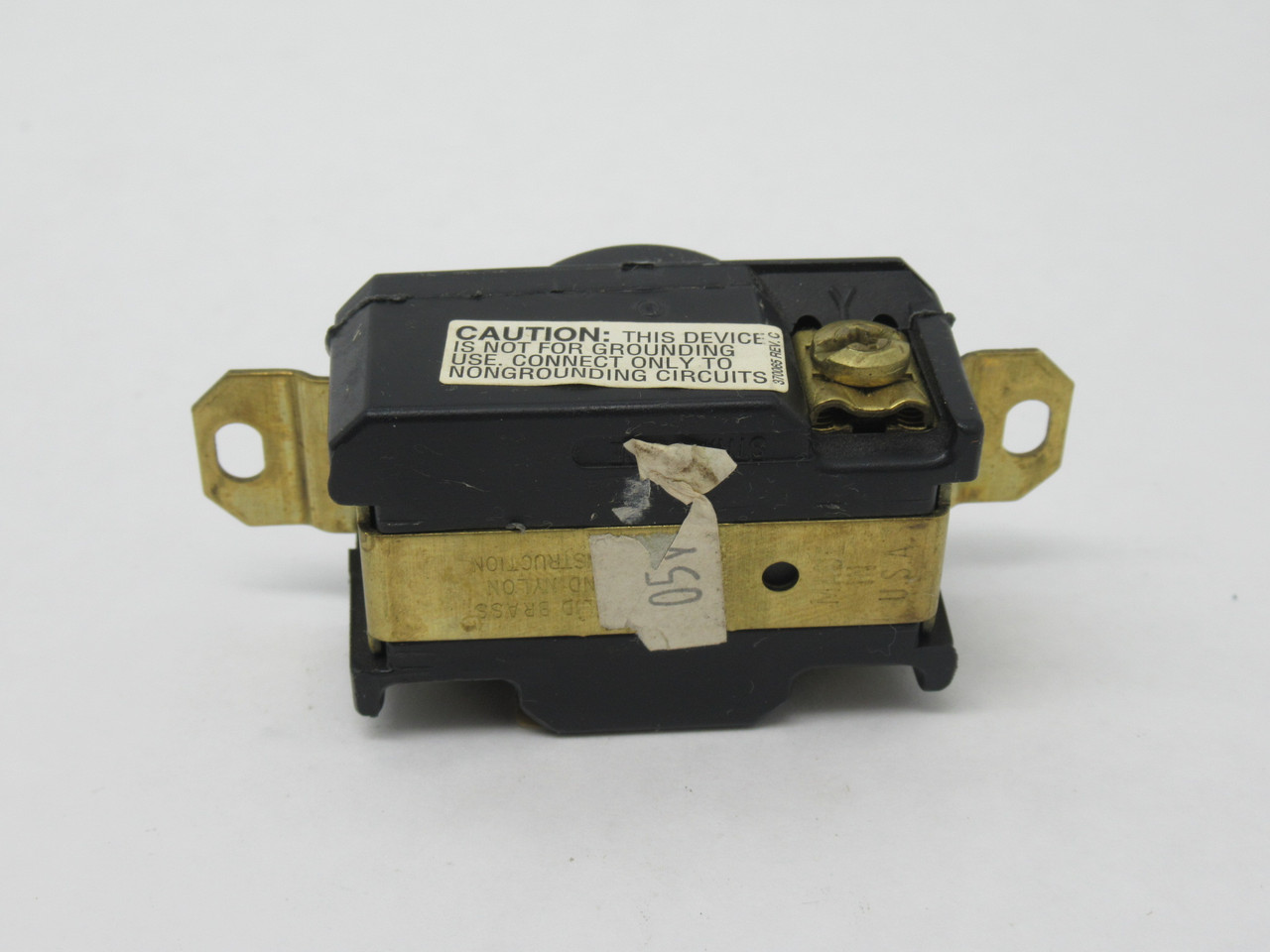 Pass & Seymour 3330 Flush Mount Locking Receptacle 30A 125/250V 3W 3P USED