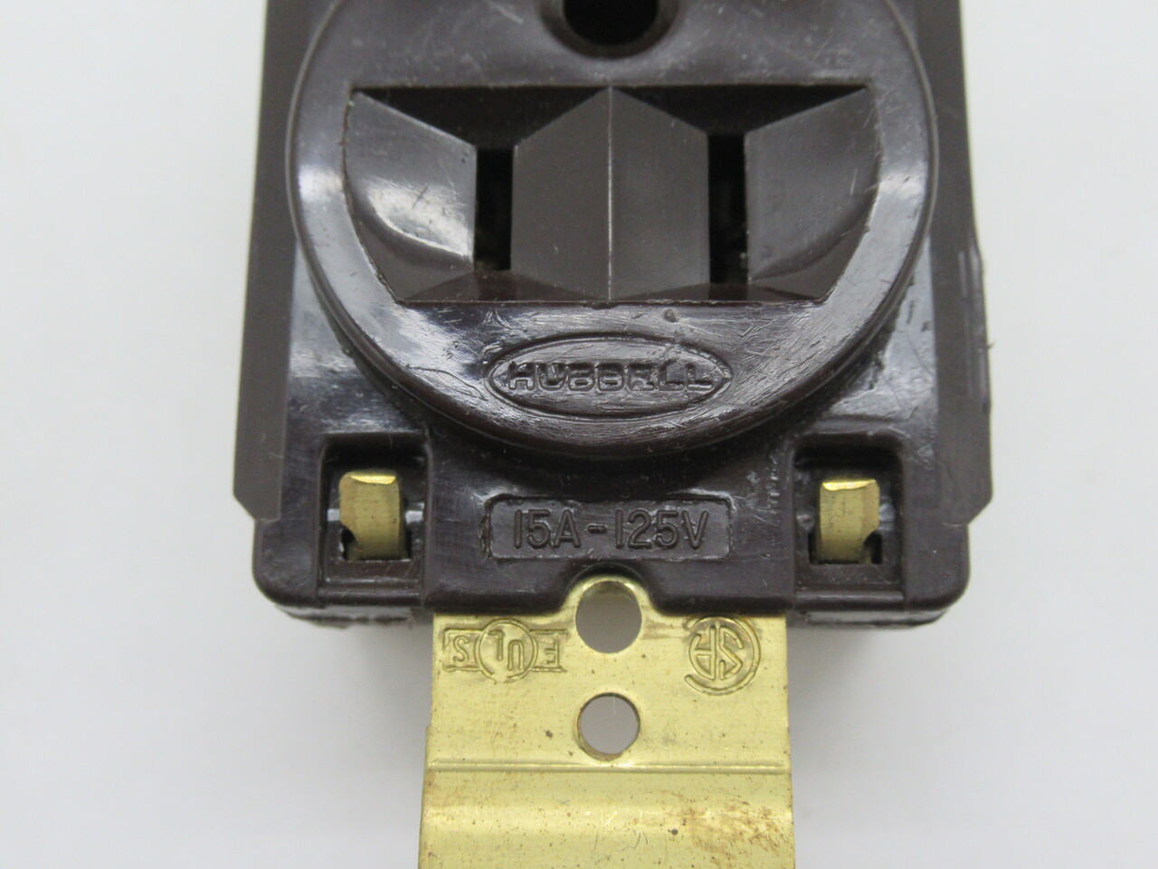 Hubbell HBL5261 Straight Blade Single Receptacle 15A 125V 3W 2P SHELF WEAR NOP