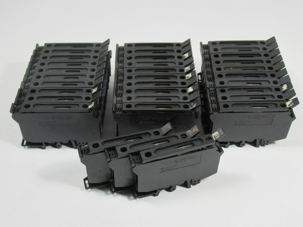 Phoenix Contact UK 6.3-HESILA 250 Fuse Terminal Block 110-250V Lot of 33 USED