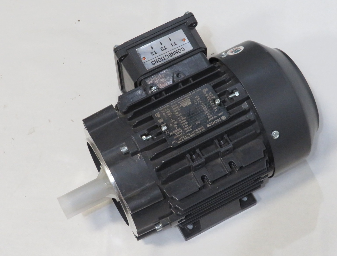 TechTop BLA.504F-C Motor 1/2HP 1725rpm 575V 56C TEFC 3Ph 0.83FLA 60Hz NOP