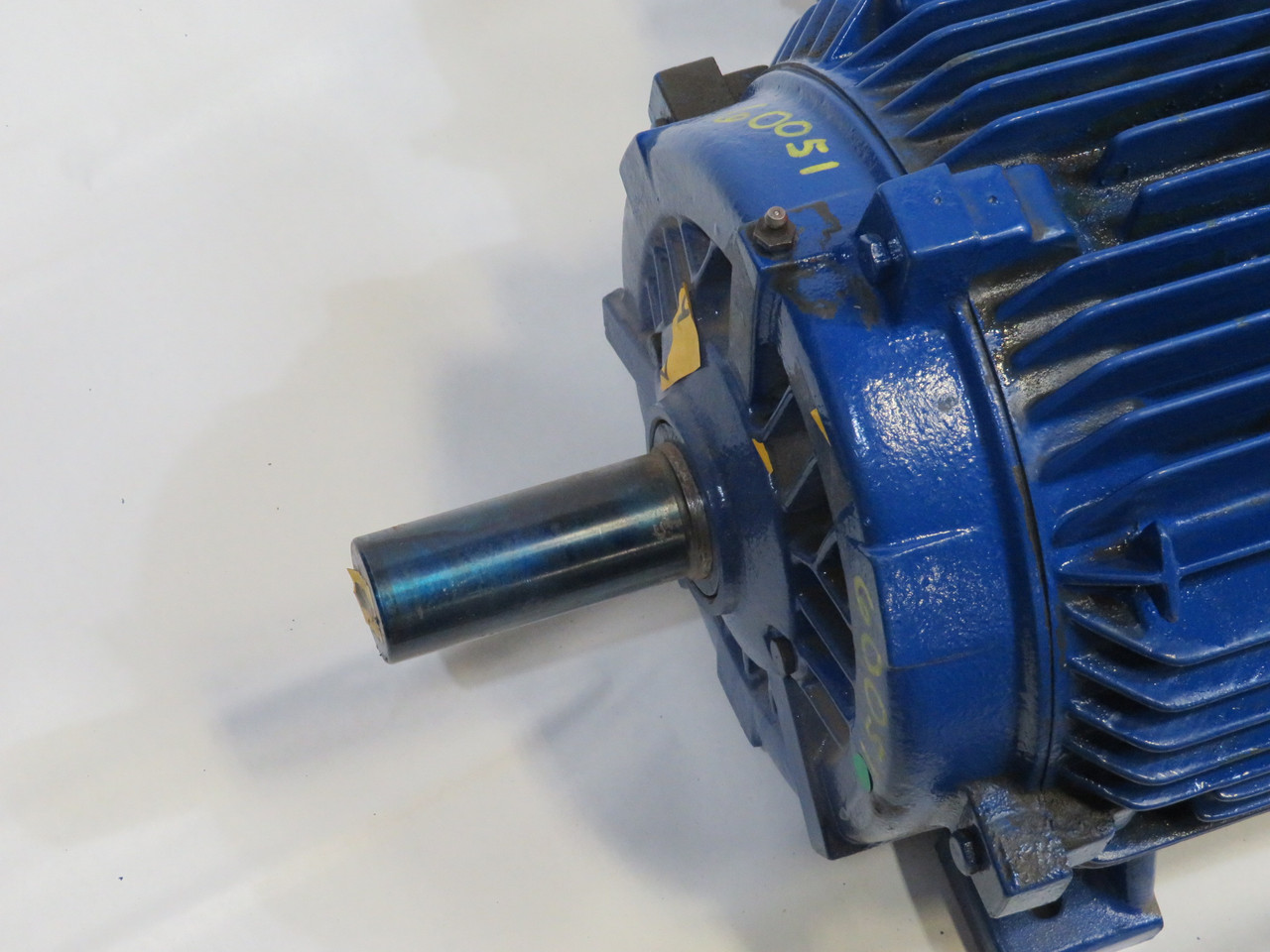 Siemens PE-21PLUS-RGZESD Motor 15HP 3530rpm 575V 254T TEFC 3Ph 13.6A 60Hz USED