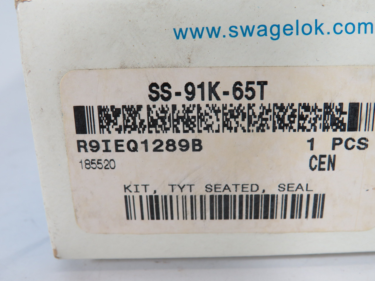 Swagelok SS-91K-65T Ball Valve Seal Kit 65 Series PTFE BOX DAMAGE NEW