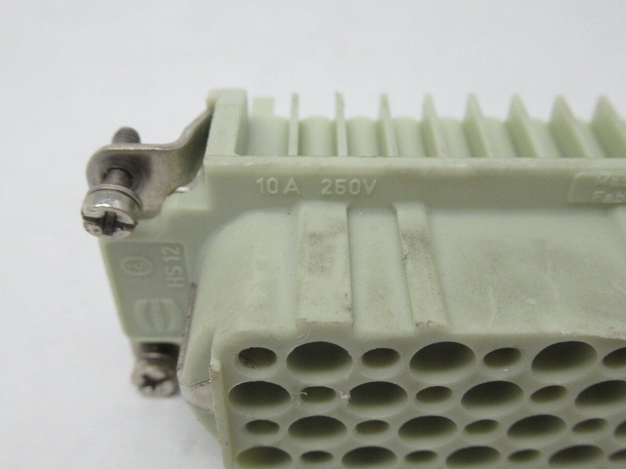 Harting 09210643101 Female Crimp Connector Insert 10A 64-Pole + Ground 24B USED