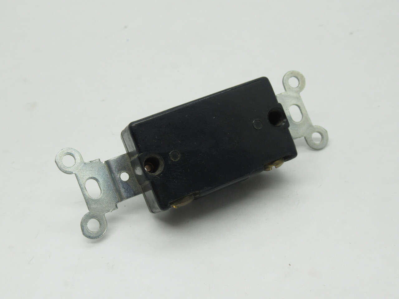 Leviton 54521-B Toggle Switch 20A 120/277V Single Pole ROBERTSON SCREWS USED