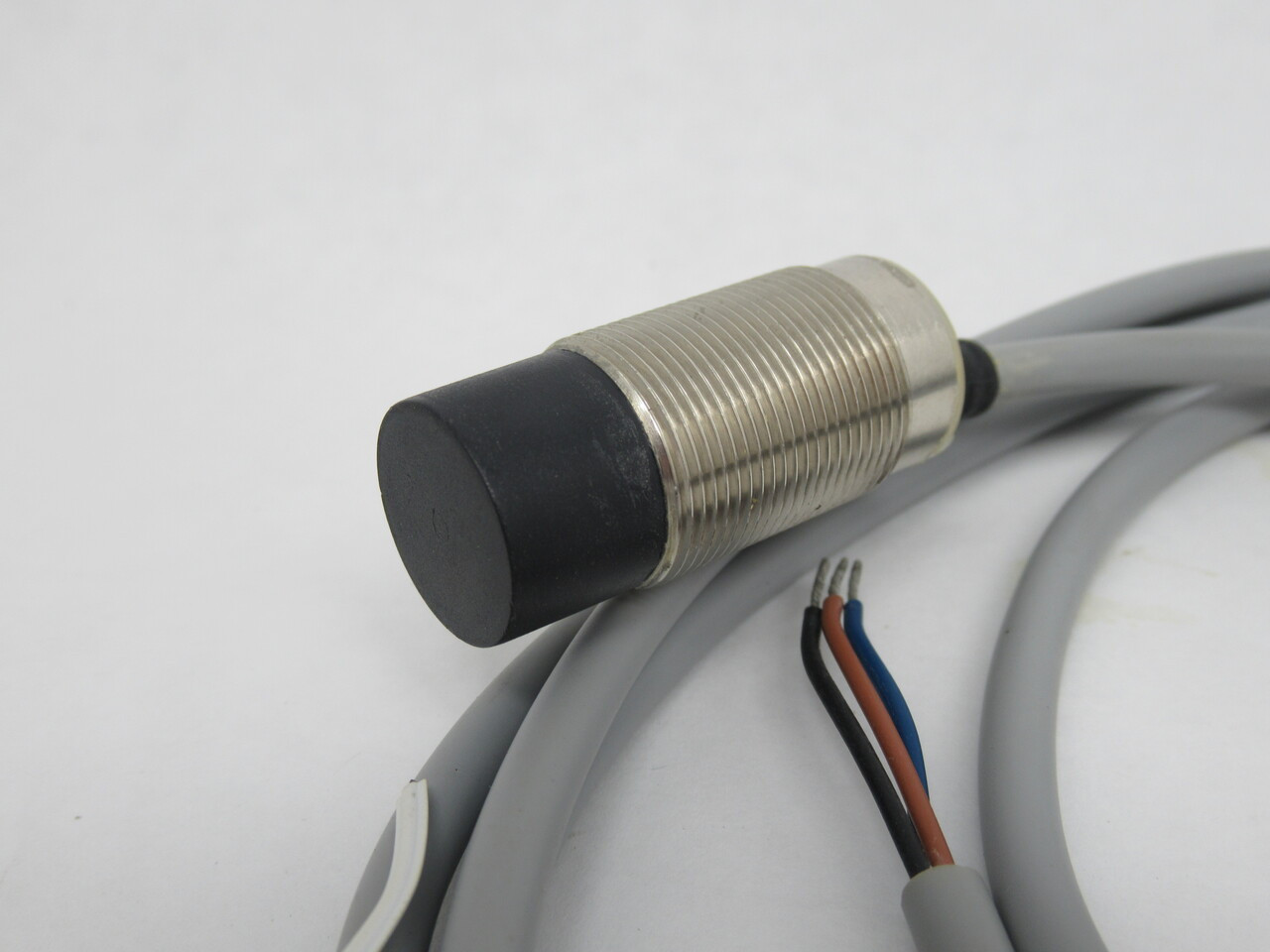 HTM FCM2-1808P-A3S2 Inductive Proximity Sensor 10-30VDC 200mA 8mm PNP NO NOP